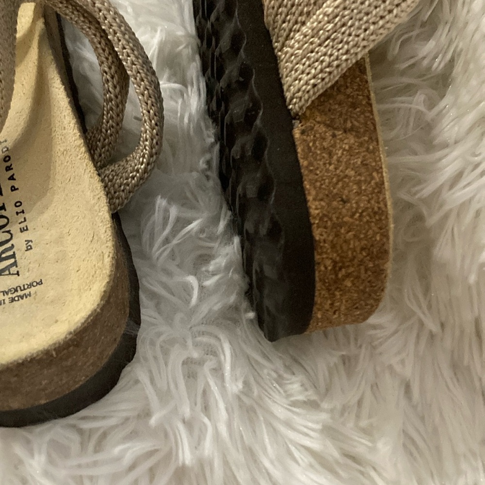 Arcopedico Tan Cross-Strap Sandals - Picture 5 of 6